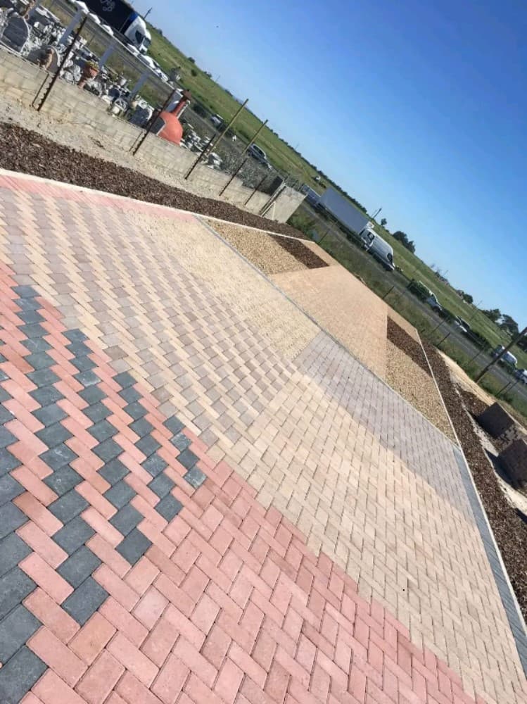 Paving service by Tana Craftsmen